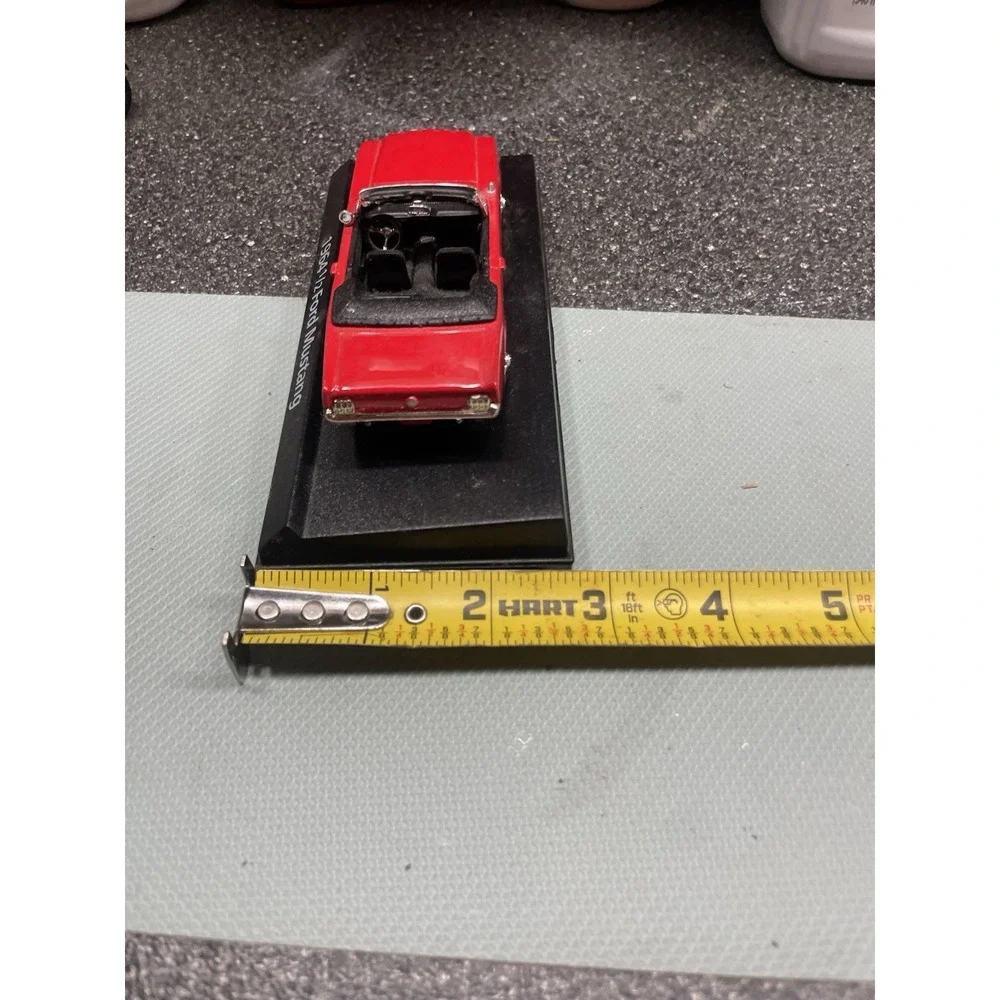 Motormax 1964 1/2 Ford Mustang Convertible‎ Light MMAX73212MG Red Cool 1:43